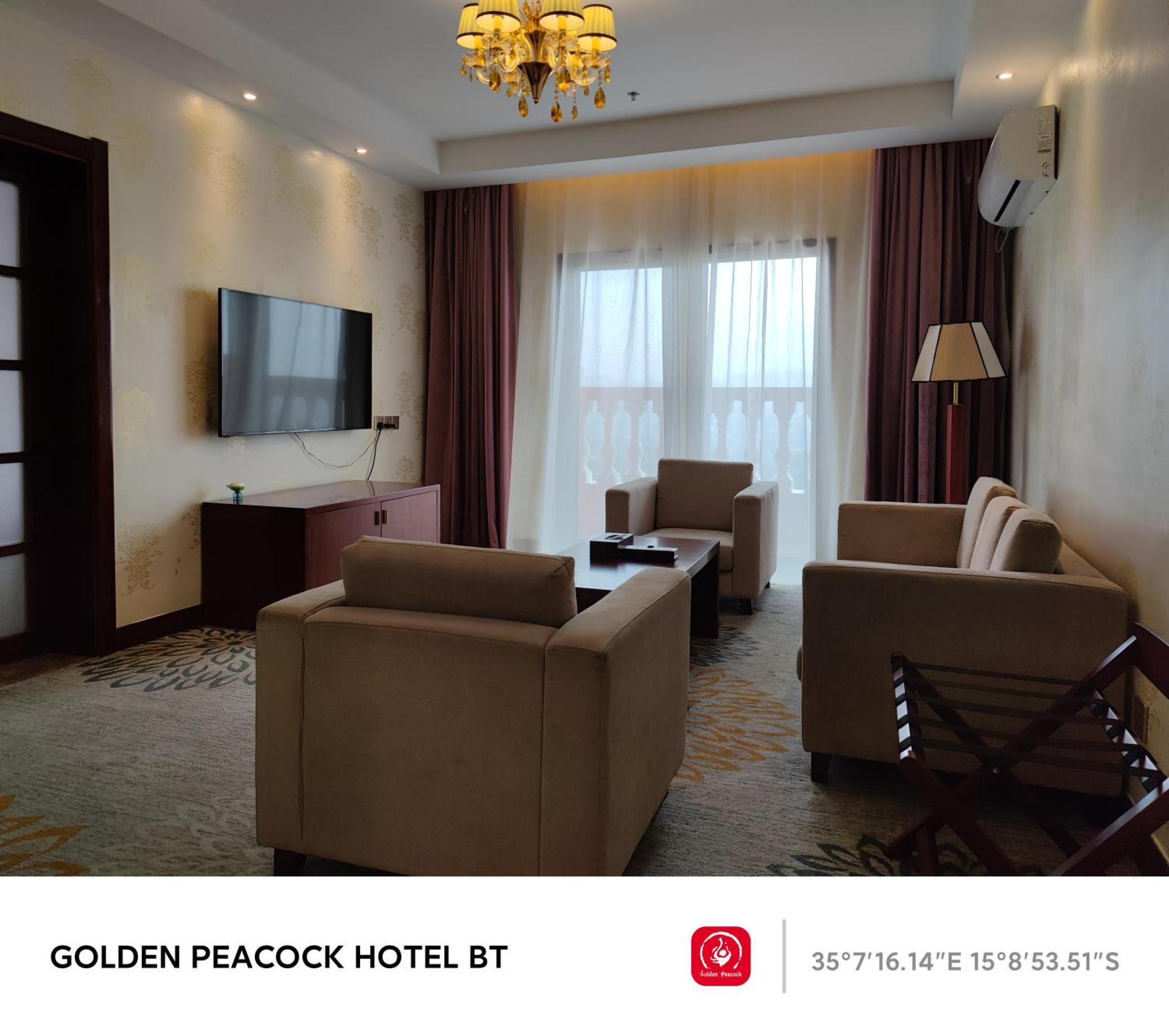 Golden Peacock Hotel Blantyre Bagian luar foto