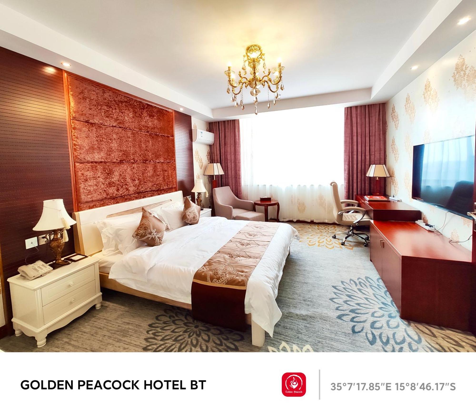 Golden Peacock Hotel Blantyre Bagian luar foto